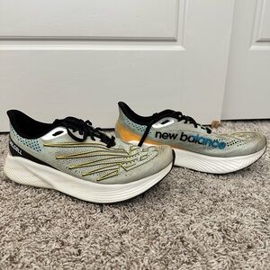 New Balance Fuelcell Elite v2 Men’s size 9.5 Running Shoes